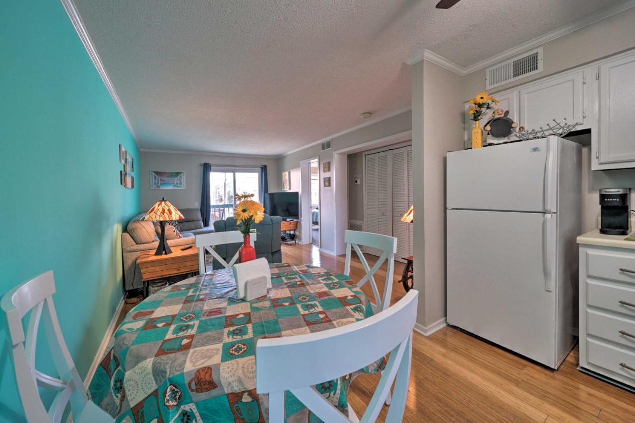 Condo With Balcony And Pool Walk To 2 Beach Accesses! Carolina Beach Extérieur photo
