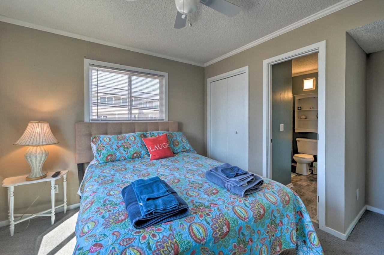 Condo With Balcony And Pool Walk To 2 Beach Accesses! Carolina Beach Extérieur photo
